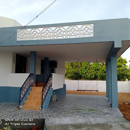 Madura Homestay - Gorgeous Home With 2Bhk 5 Minutes From Nh44 Madurai Exterior foto